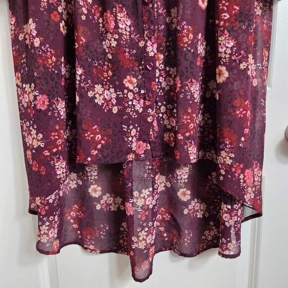 Torrid Burgundy Floral Lexie Top - Picture 8 of 13